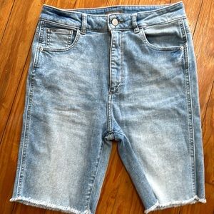 DL 1961 Bermuda Fray Shorts 29